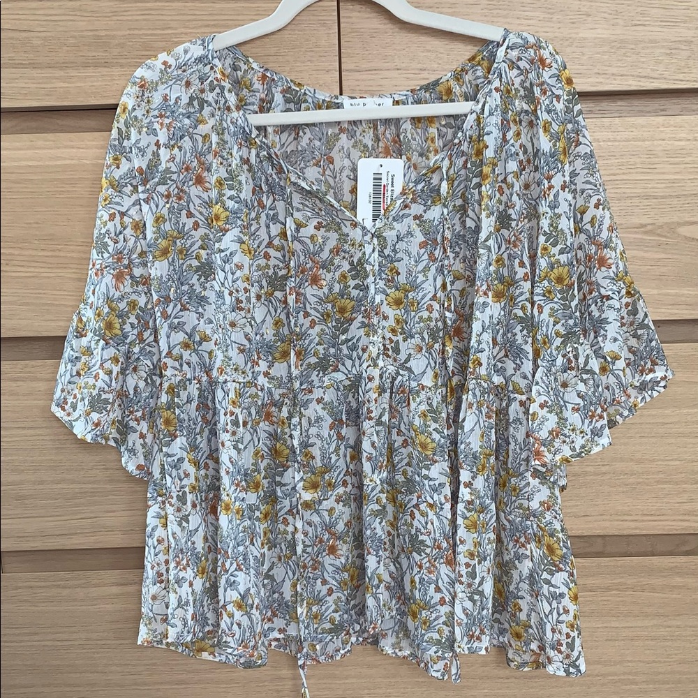 Lightweight Floral Blouse